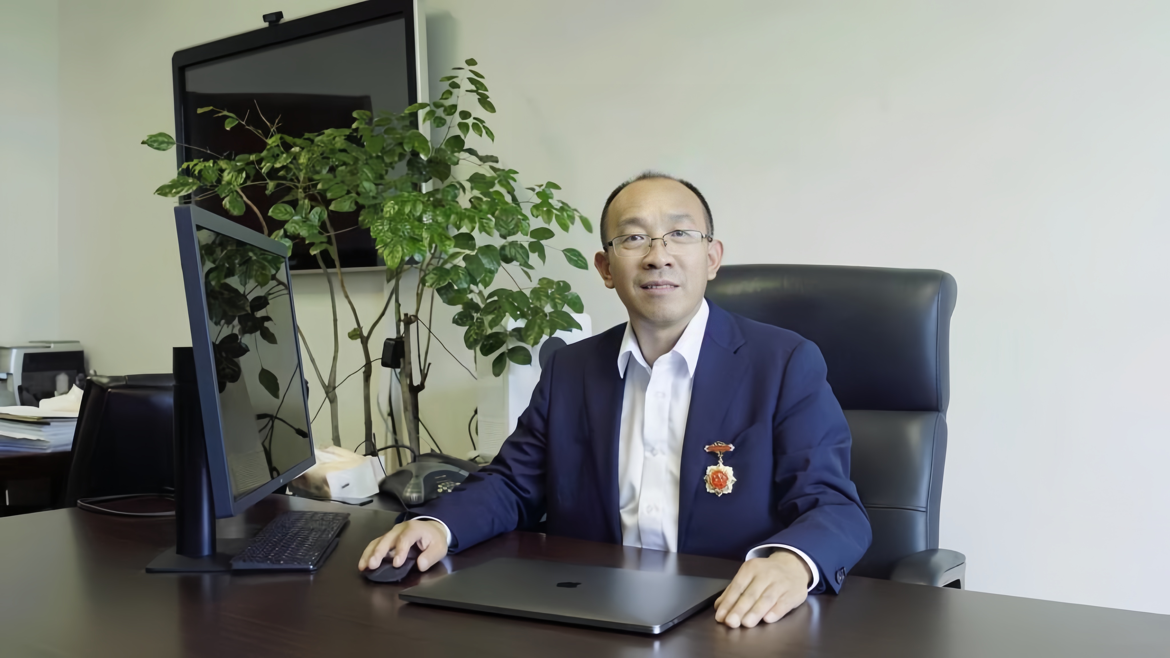 威尼斯432888cam创新论坛第一千四百八十五讲：金属-有机限域结构可控组装与拟酶催化