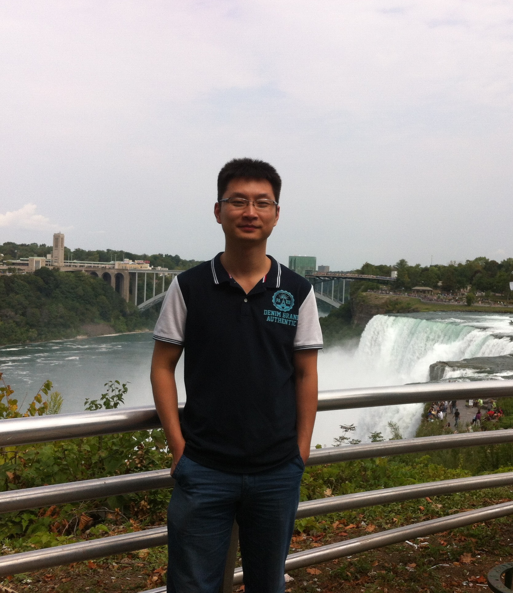 威尼斯432888cam创新论坛第一千四百五十九讲：Ultra-cold gases---A “hot” dish of the “coldest” matter in physics