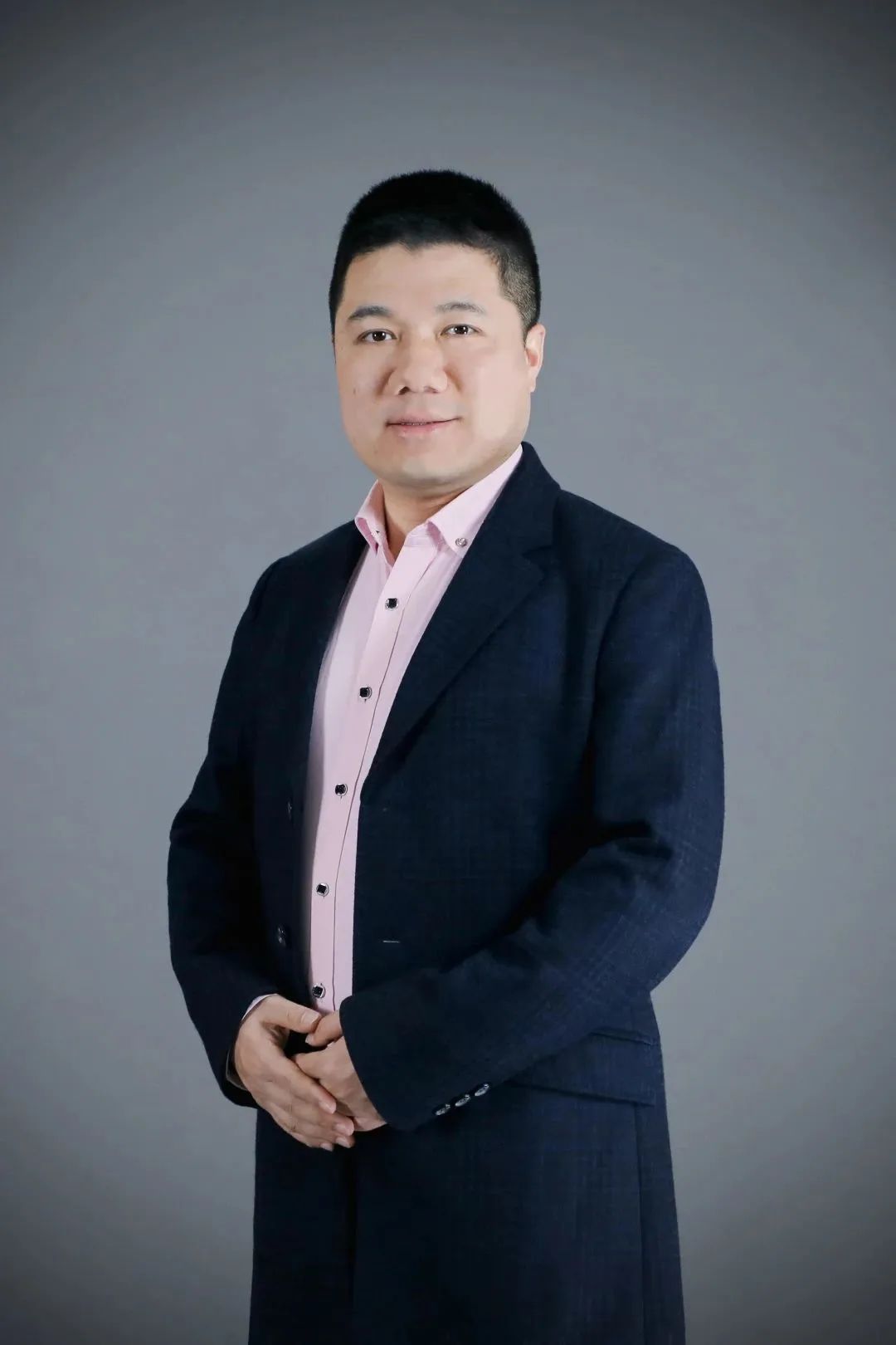威尼斯432888cam创新论坛第一千四百九十六讲：低维量子材料多尺度理论设计与调控