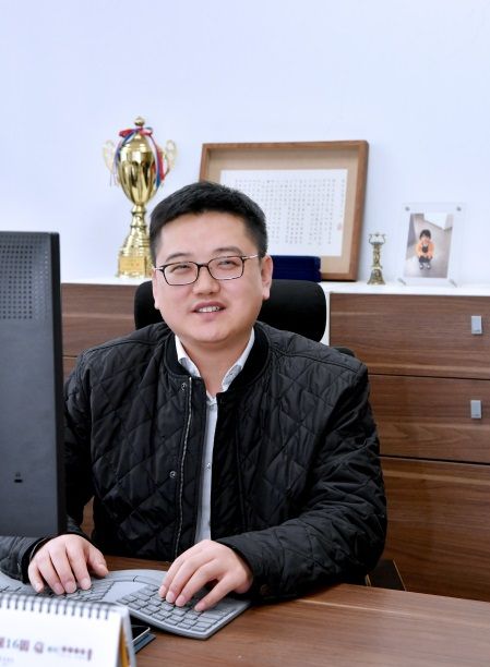威尼斯432888cam创新论坛第八百五十四讲暨校庆117周年学术讲座：微流场反应技术及其在生物基材料开发中的应用研究