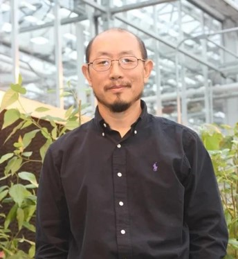 威尼斯432888cam创新论坛第一千四百零三讲：剖析科研、论文写作与发表全过程